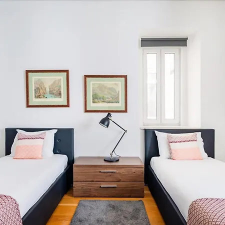 Downtown 75 Prestige In Baixa *