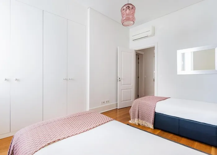 Downtown 75 Prestige In Baixa 아파트