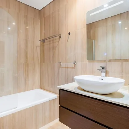 Downtown 75 Prestige In Baixa アパート *